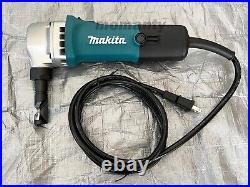 Makita JN1601 16 Gauge Nibbler 1.6mm AC100V 550W